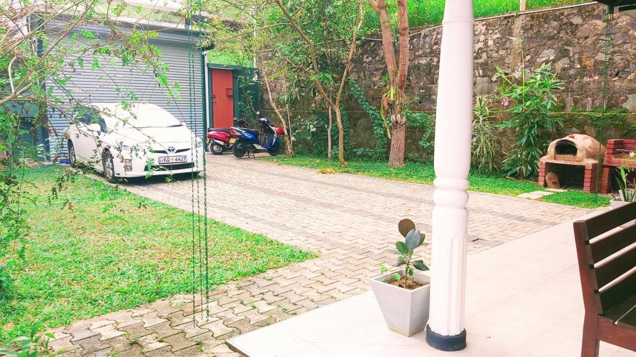 Villa Senan - 2 Apartments - 米瑞莎 外观 照片